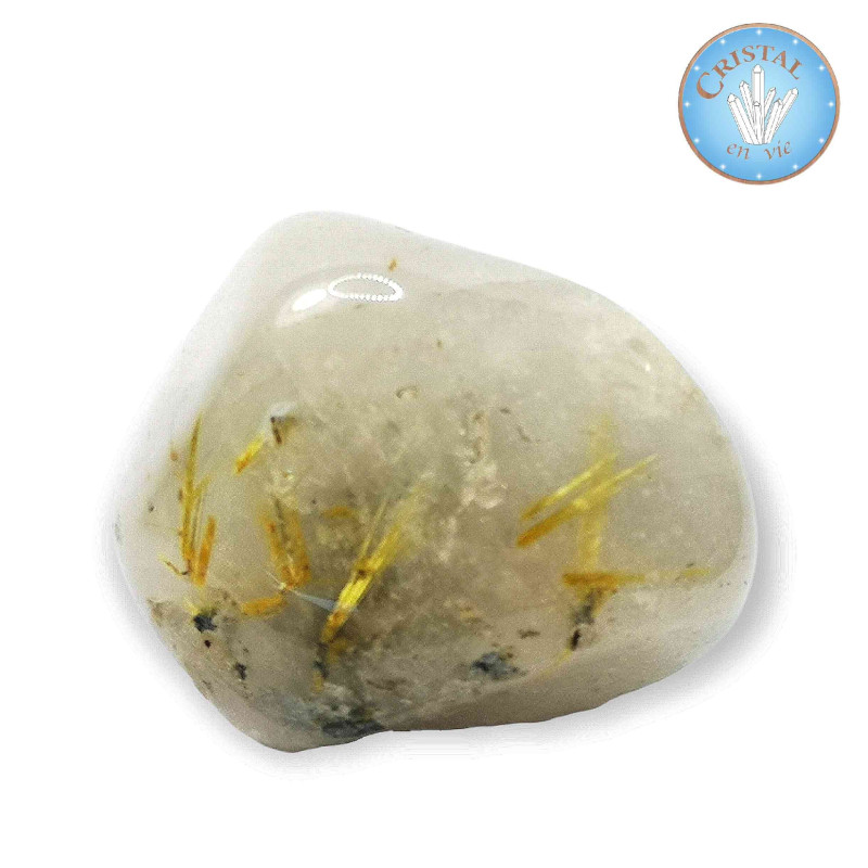Quartzo rutilado do Brasil. Pedra natural em forma de pedra rolada