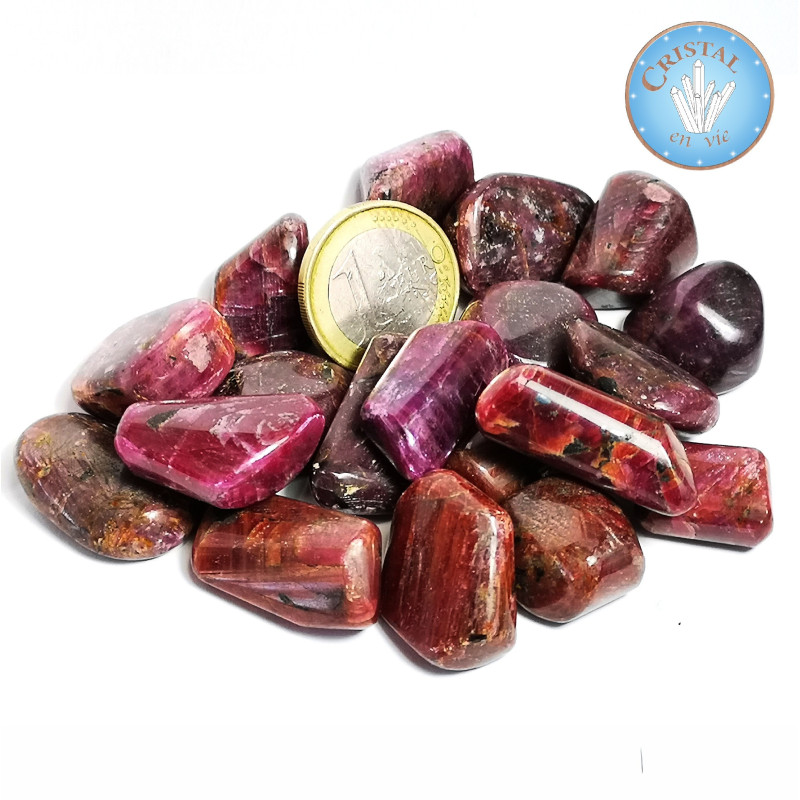 RUBINO, Pietre naturali levigate (tumbled) dall’India, colore rosso, rosso-bruno fino al porpora. Misura 1.
