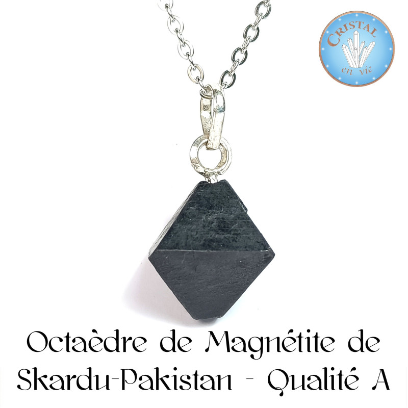 Octaedro de Magnetita - Colgante con Asa de Plata