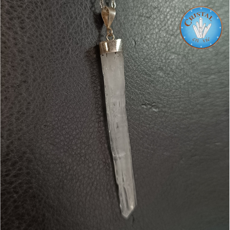 Pendentif - Cristal âme dit Faden Quartz - Quartz âme lamellaire - Pierre brute naturelle de Skardu, au Pakistan.