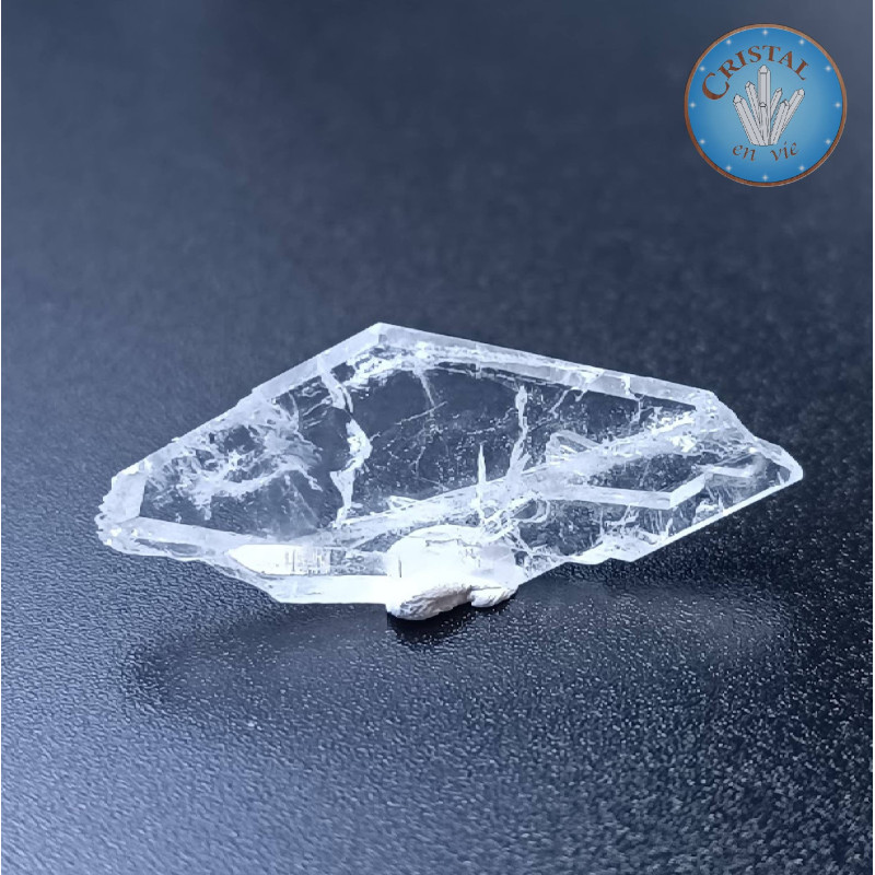 Cristal Alma - Cuarzo Faden - Cuarzo laminar - cristal-en-vie.com