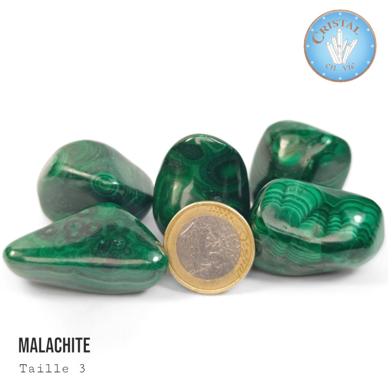 Malaquita del Congo, piedra natural, color verde, en forma de piedra rodada. Tamaño 3