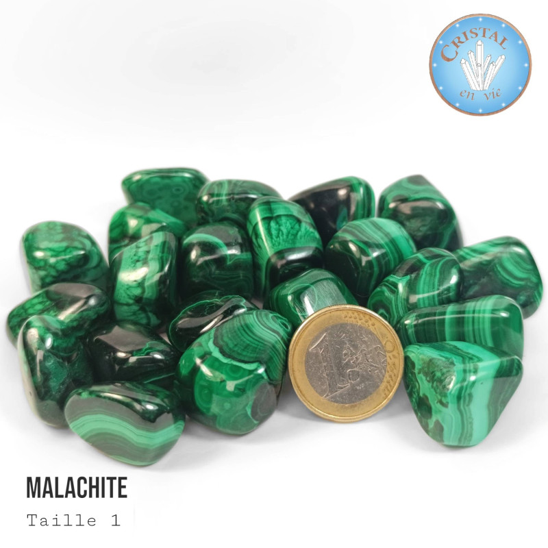 Malaquita do Congo, pedra natural, cor verde, em forma de pedra rolada. Tamanho 1