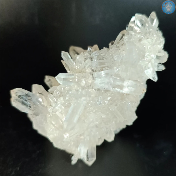 Crisraux et Minéraux de tous les continents. PIerres Naturelles du monde : sur notre boutique  CRISTAL EN VIE