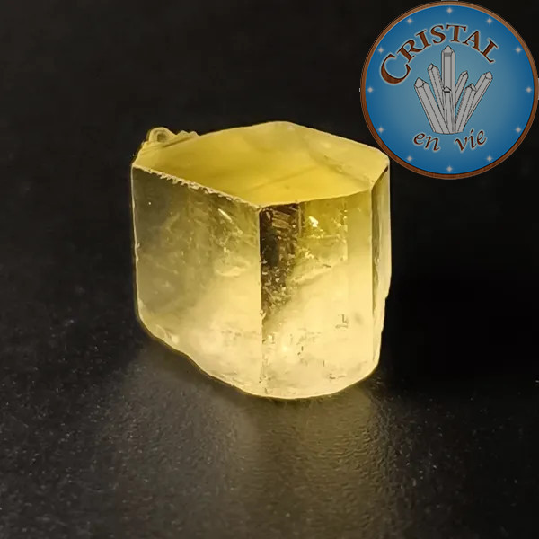 Heliodor Yellow Beryl No. 5, natural stone - cristal-en-vie.com