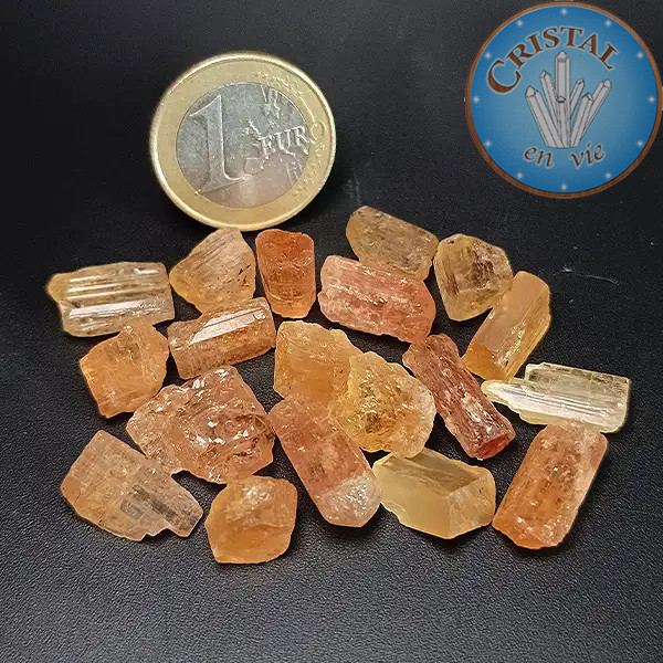 Topaze Impériale - Pierre de couleur orange miel, Pierre naturelle brute du Brésil.