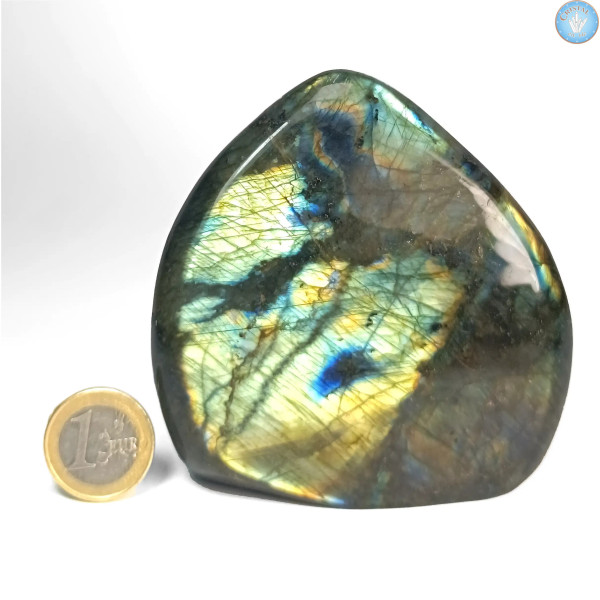Labradorite Block, Polished Stone from Madagascar - Cristal-en-vie.com