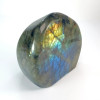 Bloque de LABRADORITA, Piedra pulida de Madagascar - Cristal-en-vie.com