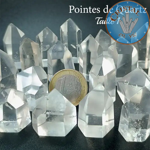 Pointes polis de Quartz ( Cristal de Roche). Pierres naturelles incolores, hexagonal ( 6 faces) Taille 1.
