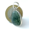 Ciondolo di Serafinita (clinochlore), pietra naturale incastonata in argento, colore verde n1