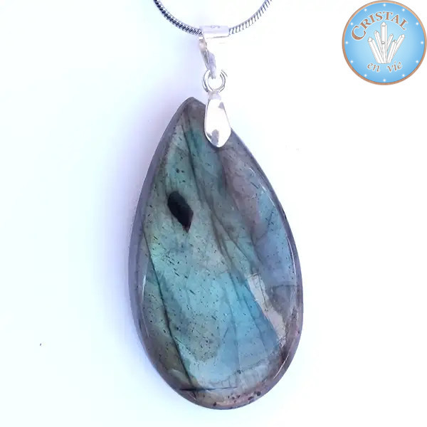 Ciondolo in LABRADORITE, pietra naturale levigata con chiusura in argento 925. n°9