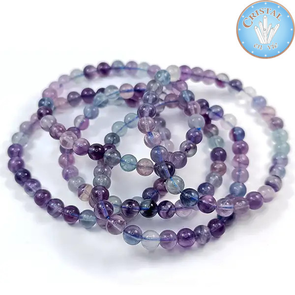 Bracelet en Fluorine, pierre naturelle. Perles de 6mm. Couleur dominante violet, et bleu, vert.