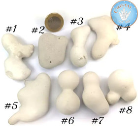 8 Pedras das Fadas (Opala Menilita, Fairy Stone). Pedras brancas e bege com formas arredondadas. Tamanho 1: de 3 cm a 6 cm.