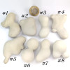 8 Feeënstenen (Meniliet-opaal, Fairy Stone). Witte en beige stenen met afgeronde vormen. Maat 1: 3 cm tot 6 cm.