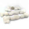 8 Feeënstenen (Meniliet-opaal, Fairy Stone). Witte en beige stenen met afgeronde vormen. Maat 2: 4 cm tot 7 cm.