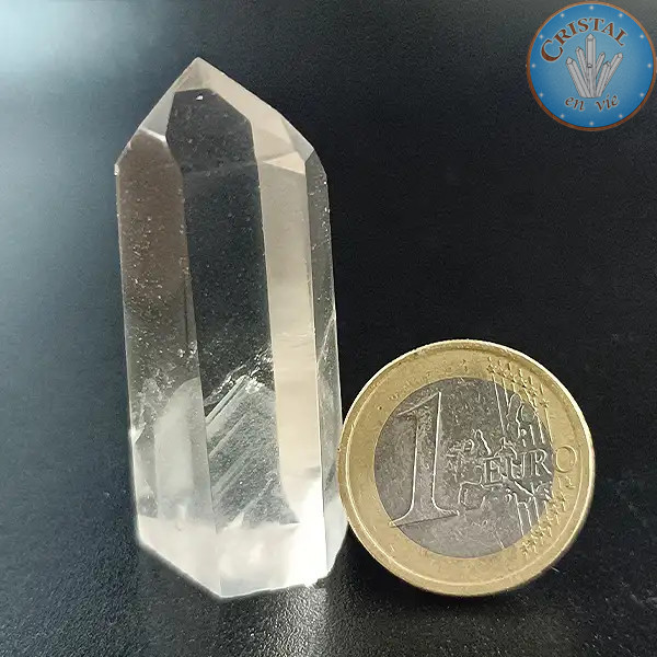 Pointe de Quartz Fantôme. Pierre naturelle incolore et pièce unique du Brésil.