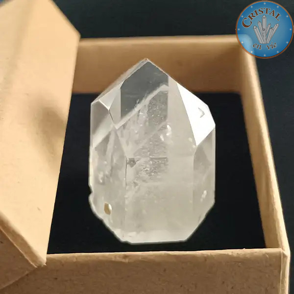 Phantom Quartz Point, Polished Stone No.2 – Cristal-en-vie.com