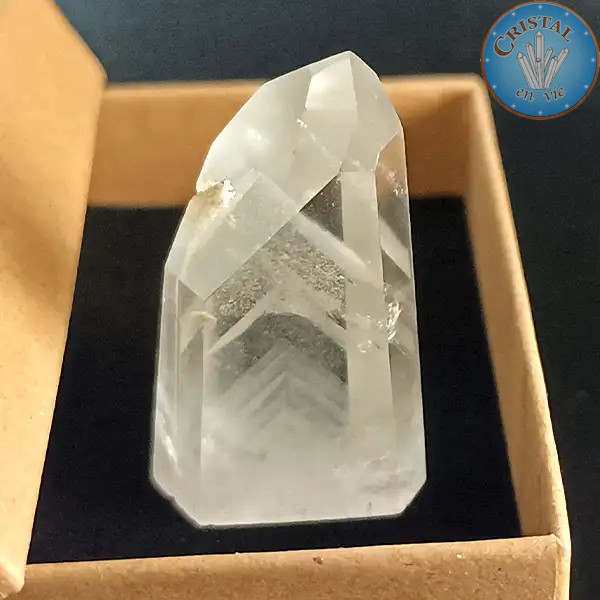 Phantom Quartz Point, Polished Stone No.3 – Cristal-en-vie.com