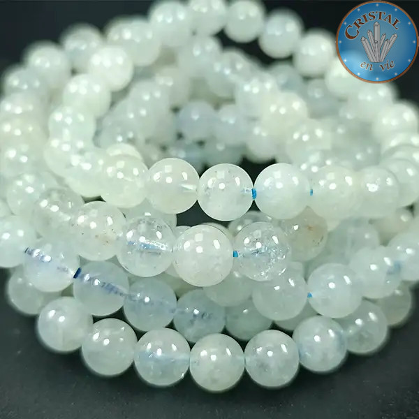 Bracciale in Acquamarina, perle levigate da 8 mm, colore azzurro chiaro. Gioielli in pietre naturali.