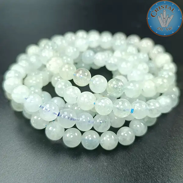 Bracciale in Acquamarina, perle levigate da 8 mm, colore azzurro chiaro. Gioielli in pietre naturali.