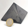 Polierte Schungit-Pyramide 7 cm – Naturstein aus Russland. Anwendung. 4