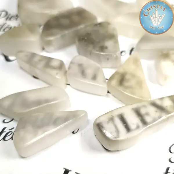 Natural optical effect of Ulexite Television Stone – Natural white stone