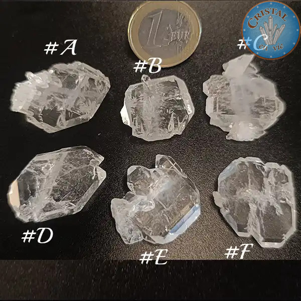 Cristal âme lamellaire, Faden Quartz, Pierre brute naturelle de Skardu, au Pakistan. 16.7