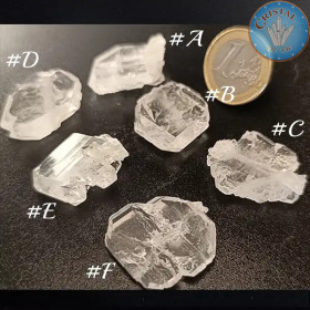 Cristal âme lamellaire, Faden Quartz, Pierre brute naturelle de Skardu, au Pakistan. 16.8